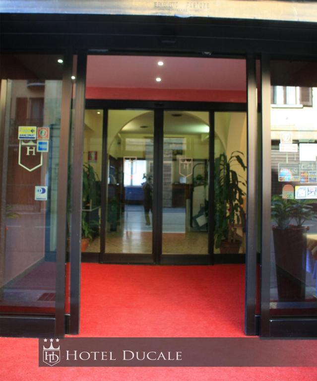 Hotel Ducale Vigevano Habitación foto